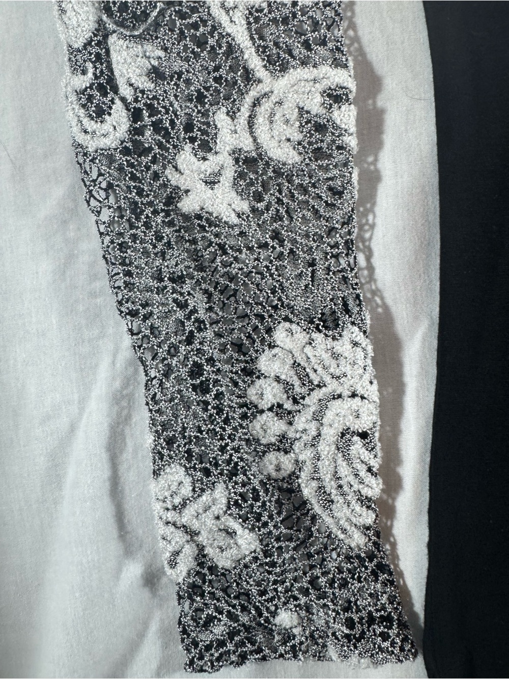 Vocal Y2K Black Long-Sleeve Shirt Fleur-de-Lis White Lace Sleeves Large Goth - Picture 3 of 7